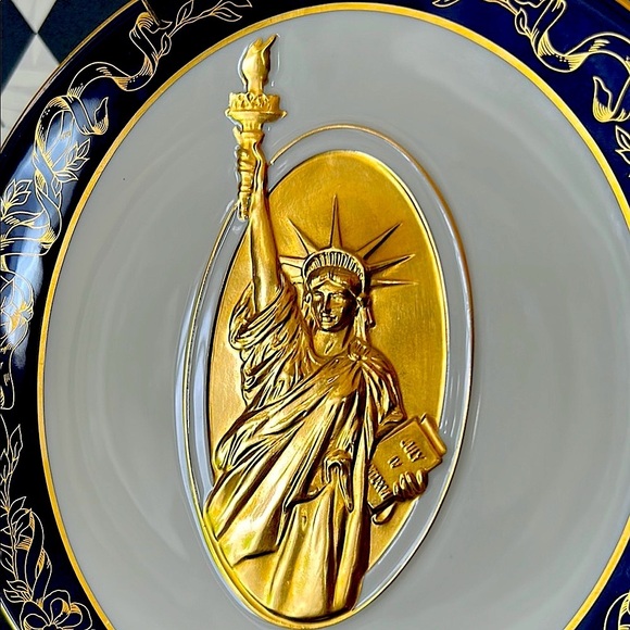 Statue of Liberty Plate 1886–1986 24K Gold Rare Collectible Vintage - Picture 5 of 12